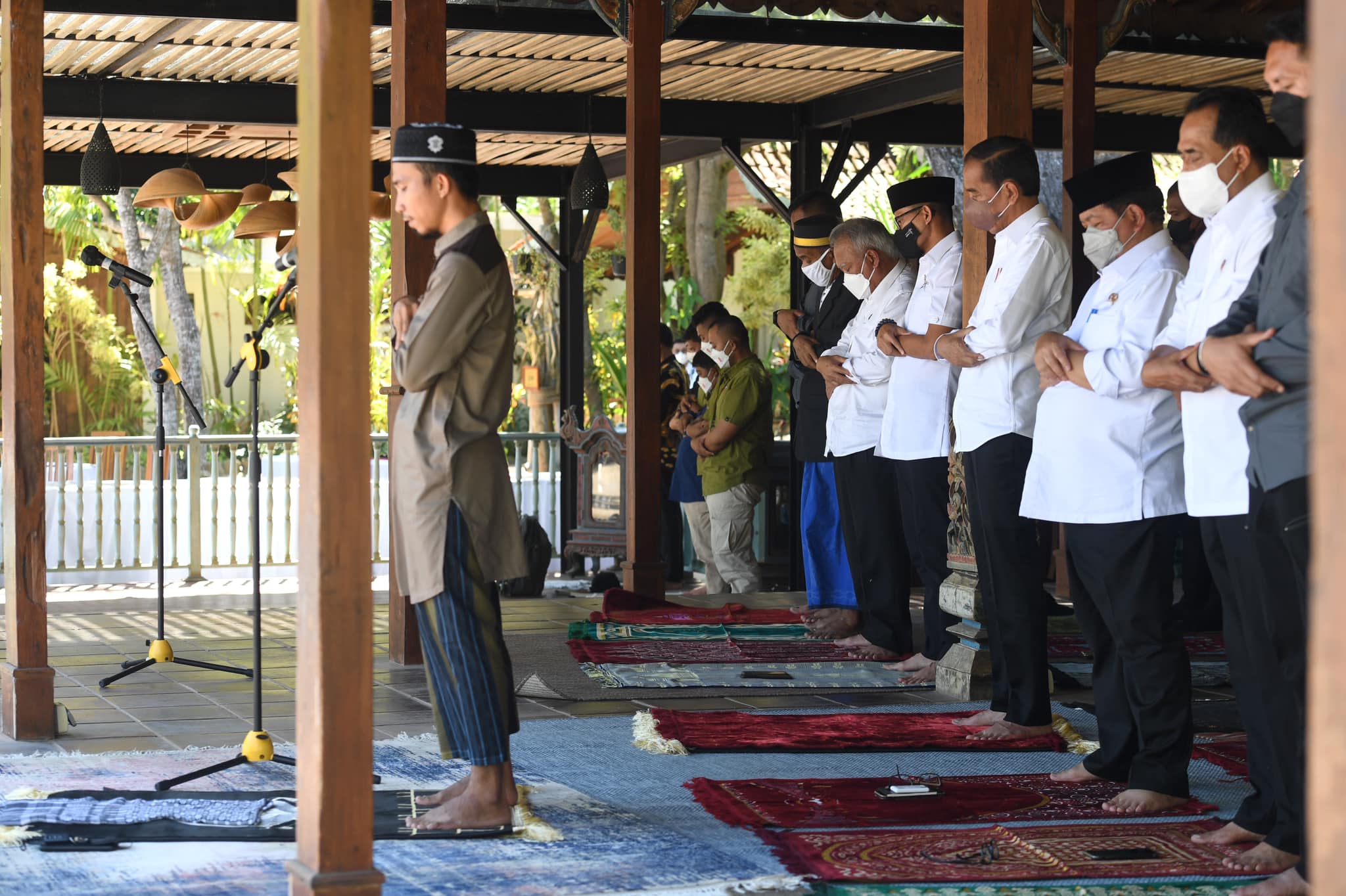 MOMEN TAK TERLUPAKAN ALUMNI KAMPUS MUHAMMADIYAH MATARAM JADI IMAM PRESIDEN DI NTT