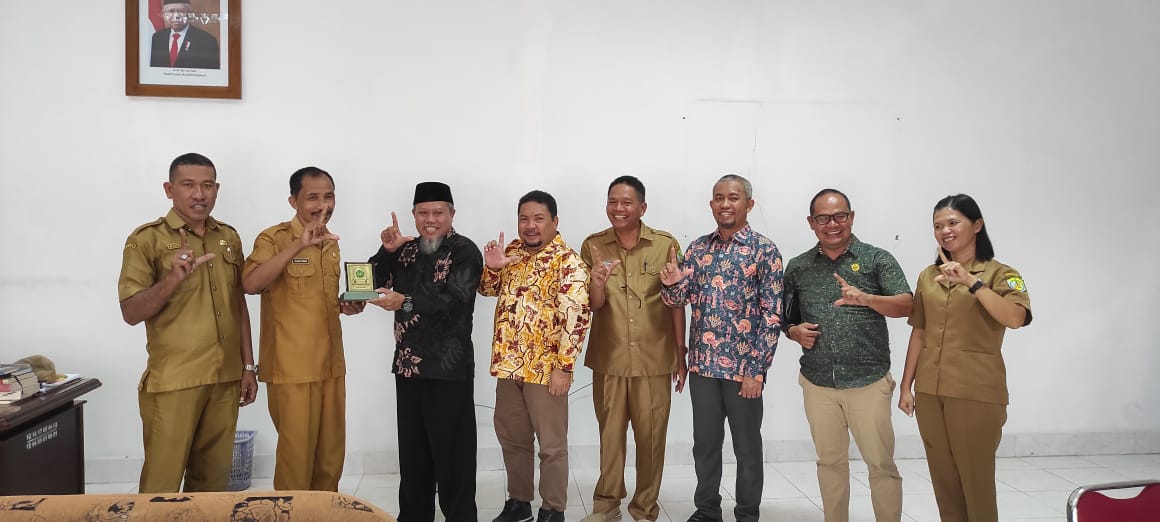 PERKUAT PERAN ALUMNI DAN KERJA SAMA DENGAN PEMDA, UMMAT TINGKATKAN ANIMO CALON MAHASISWA BARU MANGGARAI BARAT