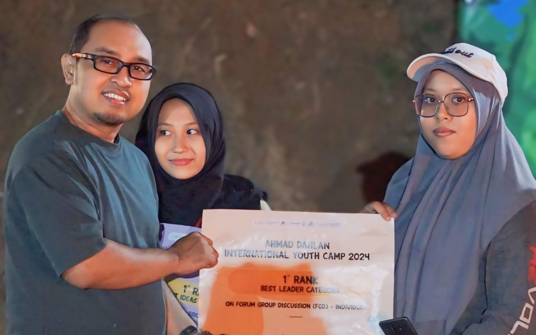 MAHASISWI UMMAT CHINTA SHAQILA RAIH TIGA PENGHARGAAN BERGENGSI DI AHMAD DAHLAN INTERNATIONAL YOUTH CAMP 2024