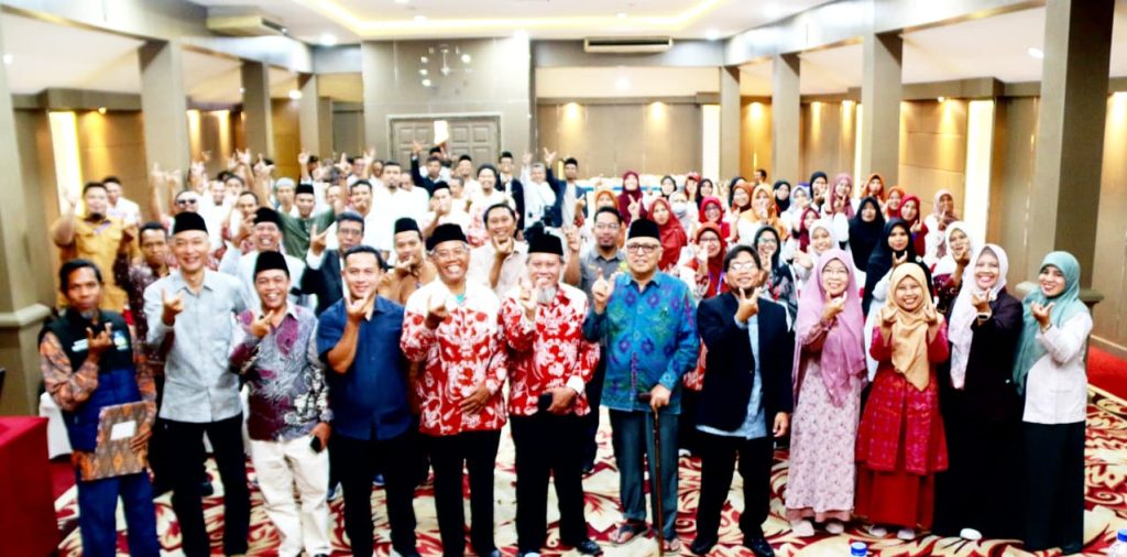 Perkuat Nilai Islami dan Profesionalisme Pegawai, LP3IK Bersama BAUK UMMAT Gelar Baitul Arqam serta Service Excellent