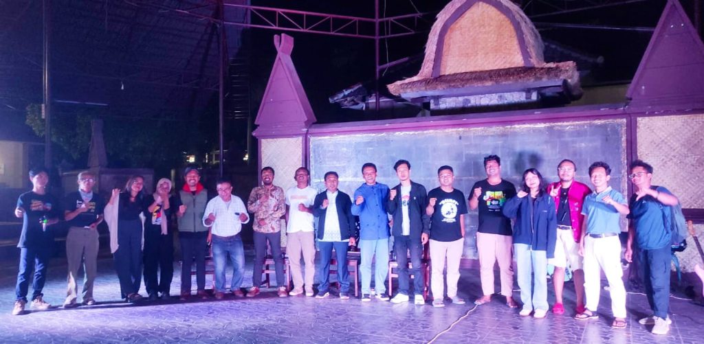 Hadirkan Ajang Apresiasi dan Ekspresi Seni Mahasiswa, UKM Sasentra UMMAT Resmi Membuka Festival Teater Mahasiswa NTB 2025