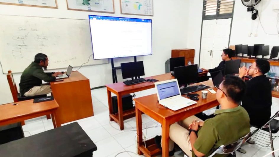 Perkuat Mutu Publikasi Akademik, Fakultas Teknik UMMAT Gelar Workshop Pengelolaan Jurnal Berbasis OJS